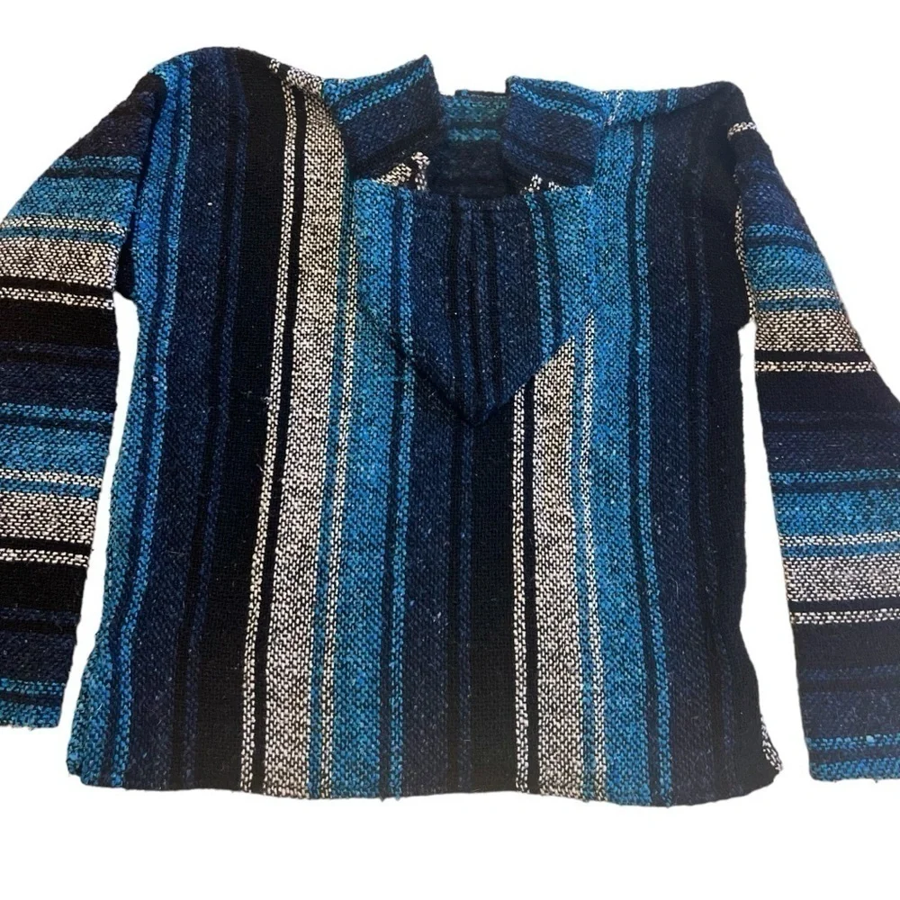 Woven Baja Short Hoodie - Picture 7 of 9